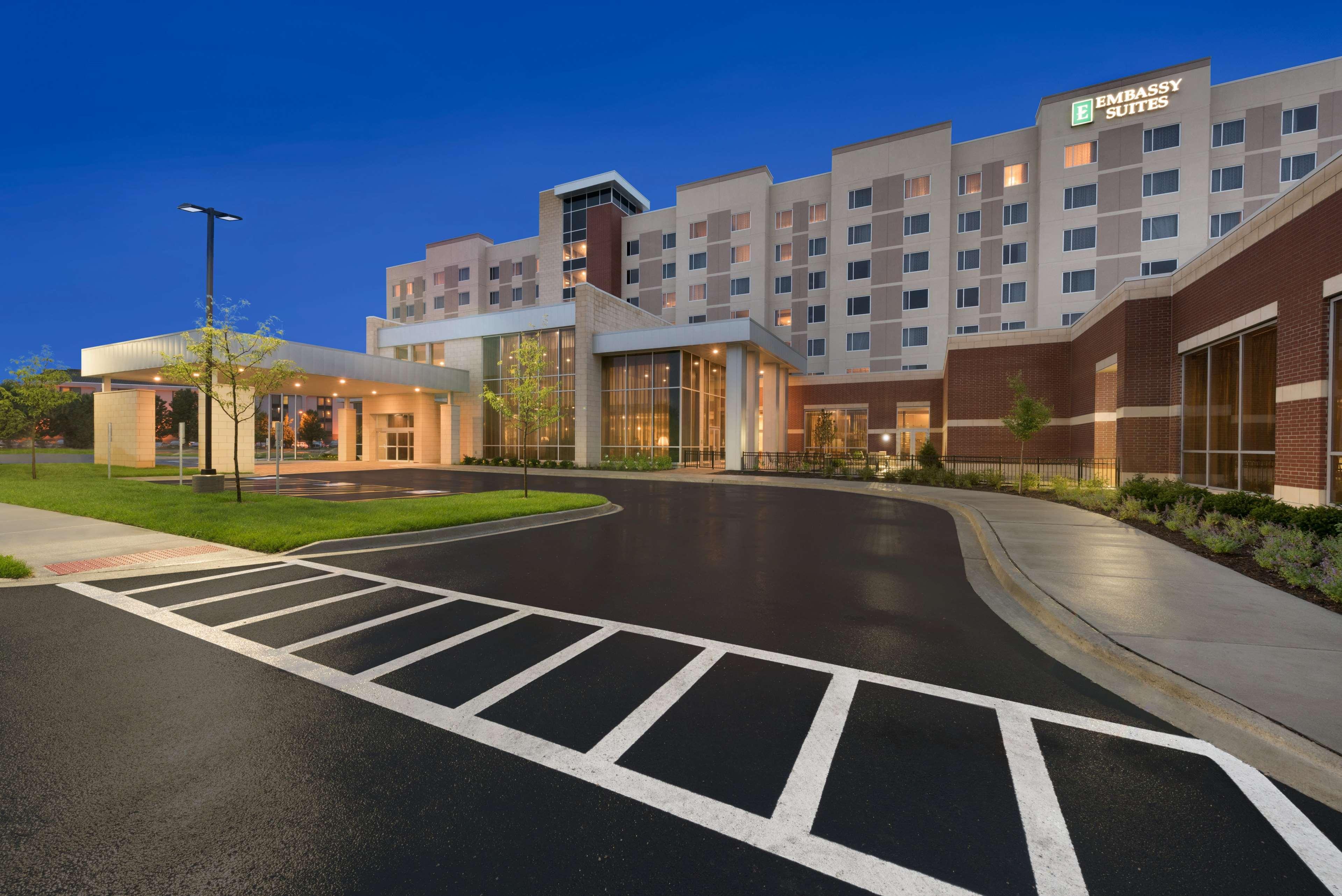 Embassy Suites By Hilton Chicago Naperville Eksteriør bilde